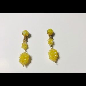 1950’s vintage drop beaded yellow dangle earrings